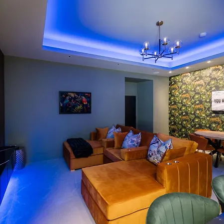 Bounty Boutique On The Lakes