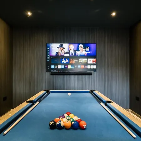 Bounty Boutique On The Lakes