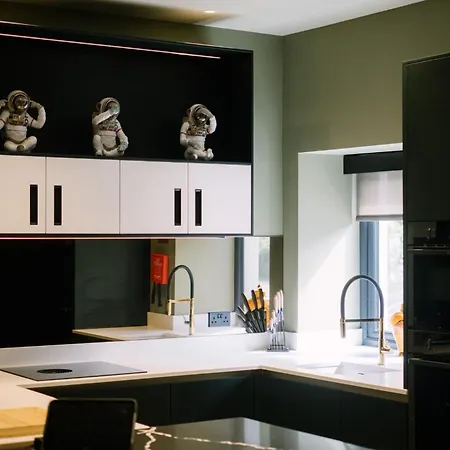 Bounty Boutique On The Lakes * Bowness-on-Windermere